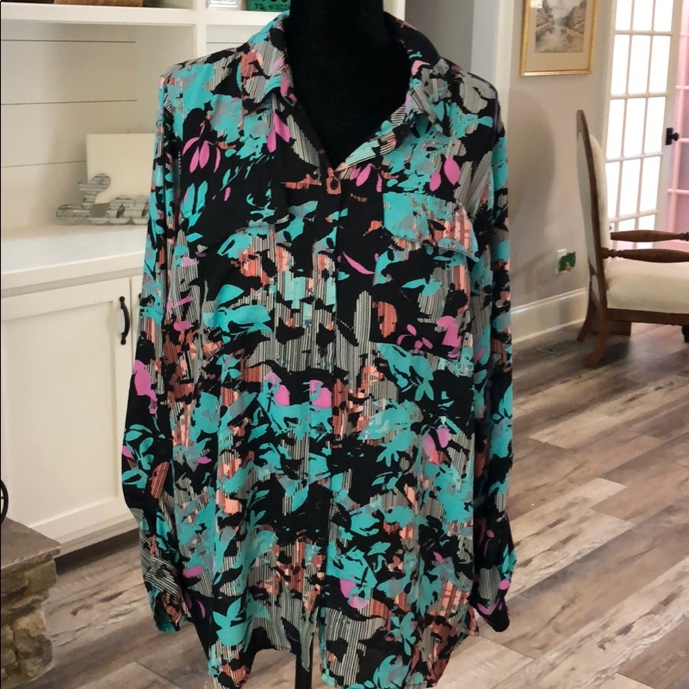 BOUTIQUE Brand Floral Blouse Modern Colorful Sz 1X